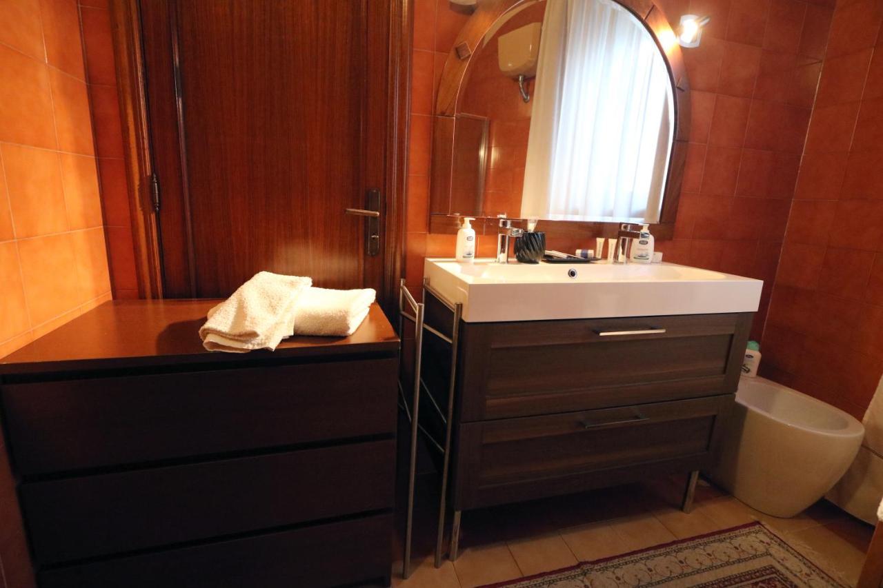Bari Suite Apartment Barone 12 Free Parking מראה חיצוני תמונה